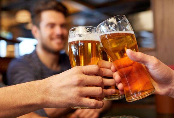 进口下滑 产量回升 啤酒企业下半年布局高端化谋获利